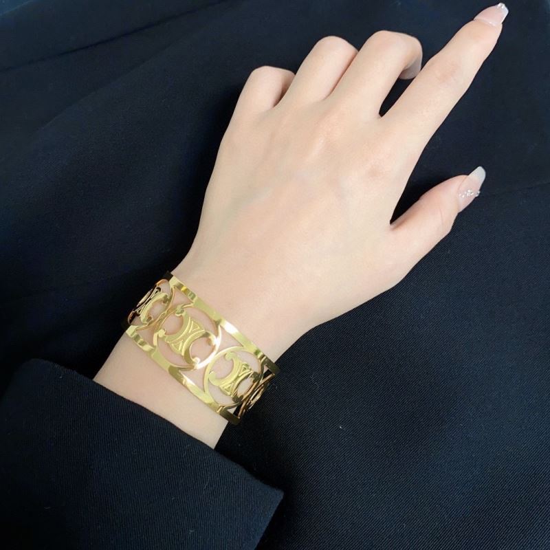 Ce1i*e bracelets